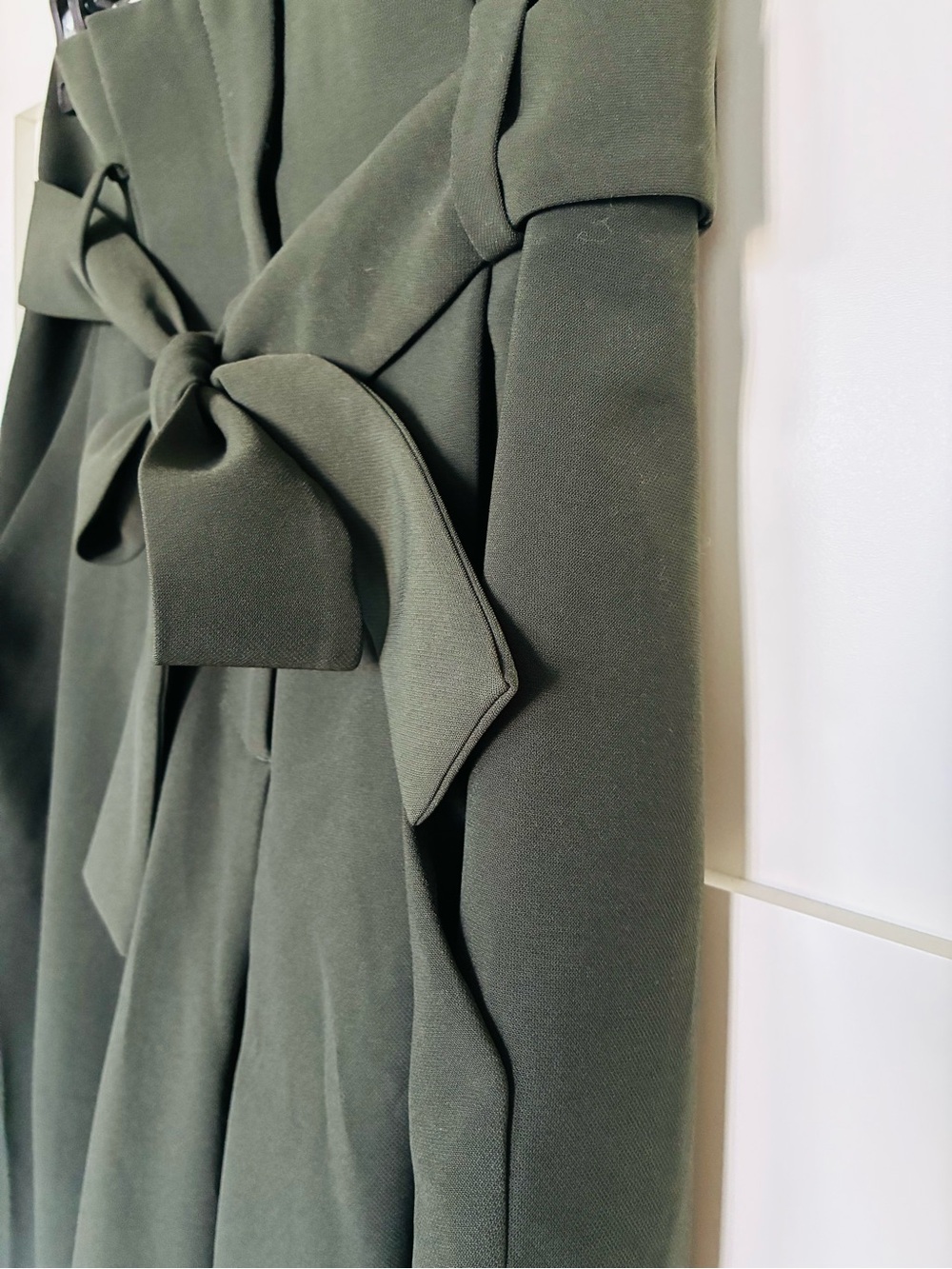 COS 6 Olive Green Paperbag Waist Wide Leg Trousers 🫒 - Picture 5 of 7